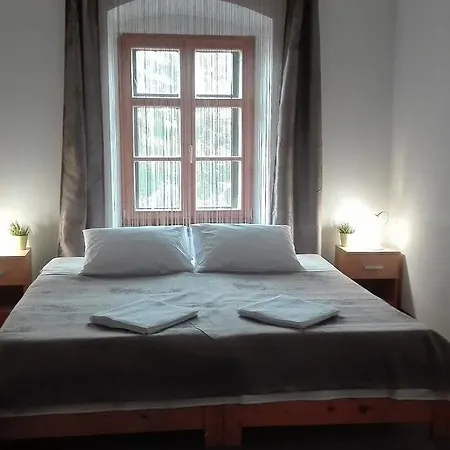 Panzió Várkör *
