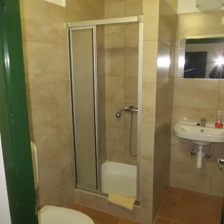 Panzió Várkör *