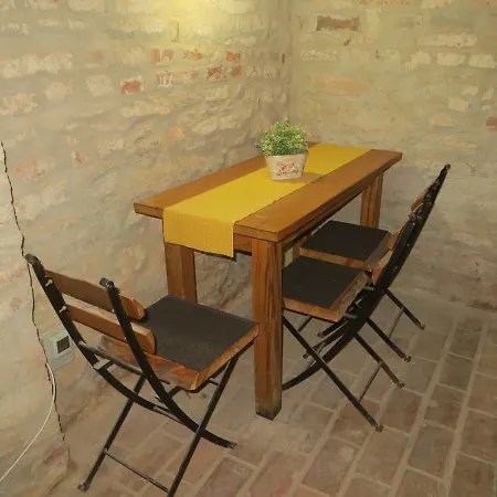 Bed & Breakfast Varkor Panzio *